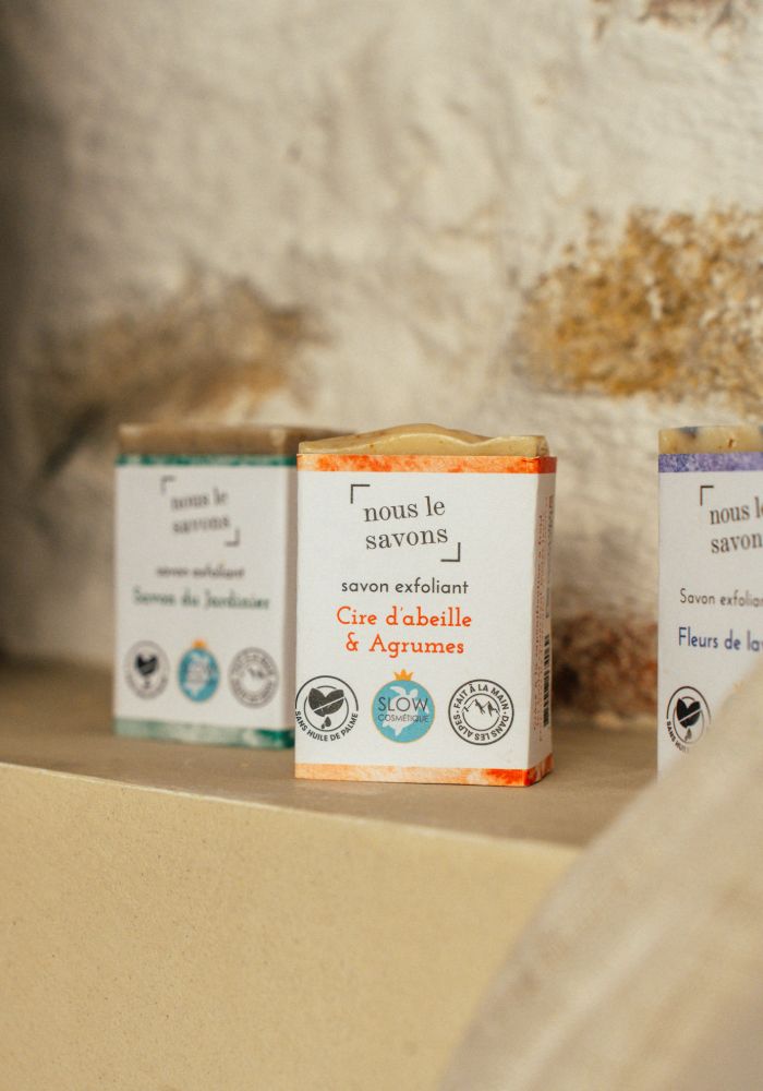 Savons exfoliants Bio aux agrumes Fait en France : un moment de relaxation et de douceur sous la douche