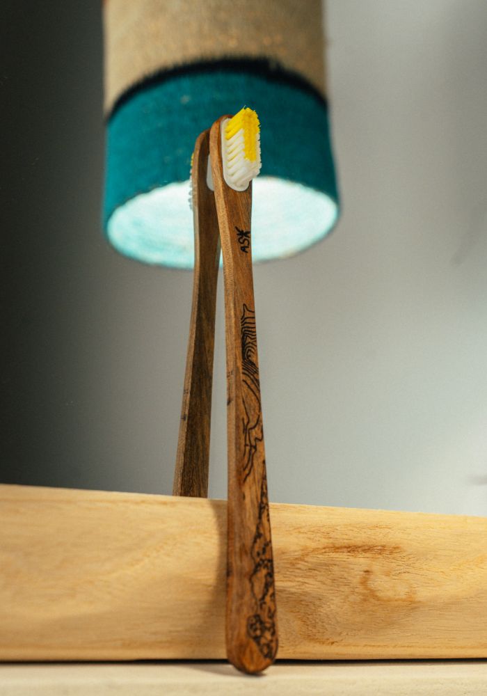 Brosse à dents de l'atelier Saluka fabriquée en Isère