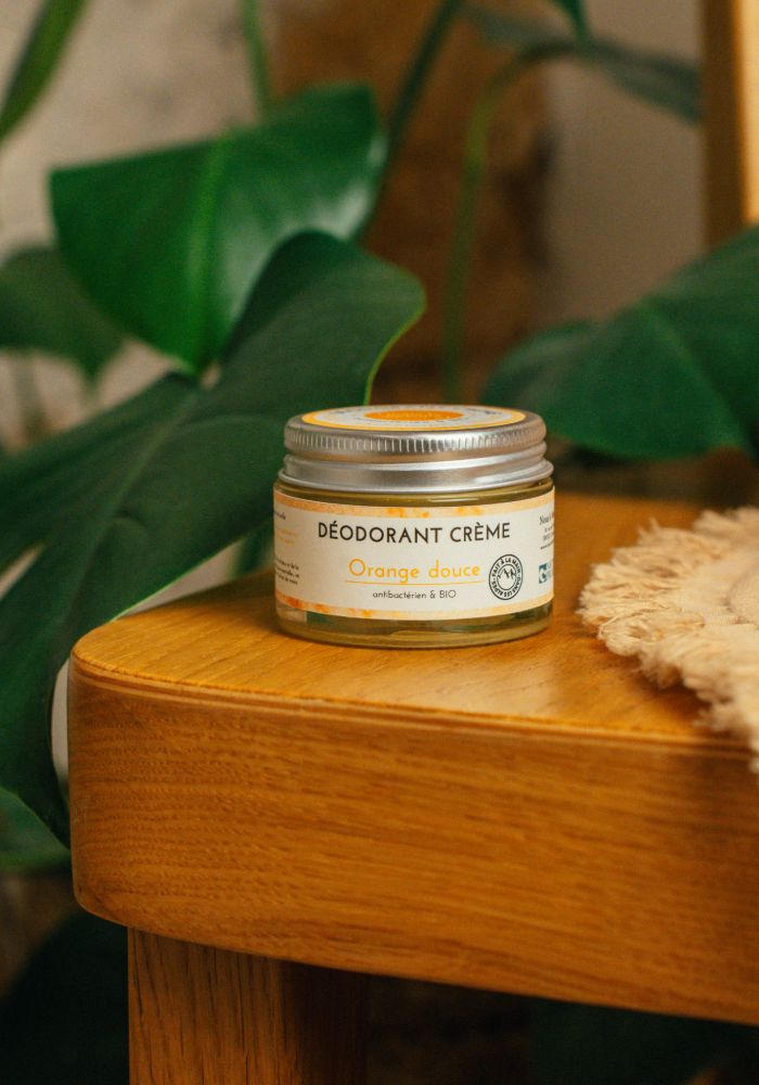 Déodorant l'orange douce, naturel et 97% bio, pour une sensation de fraicheur qui dure toute la journée