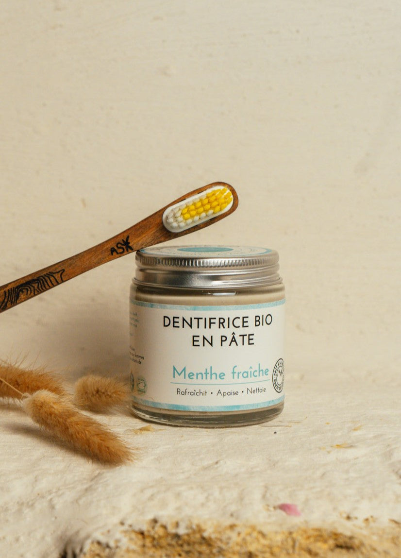 Dentifrice bio en pâte fait en France, sans fluor