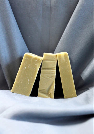 Savon doux à l'huile d'olive et à l'argile verte Bio Fait en France : un nettoyage doux et naturel pour votre peau